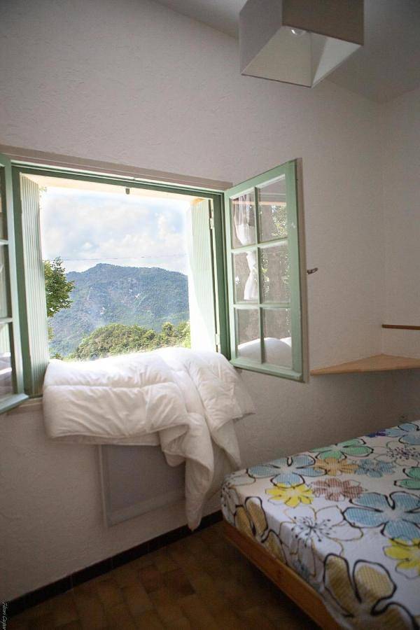 Appartement entier, One-Bedroom Apartment in Revest-les-Roches, Côte méditerranéenne (France)