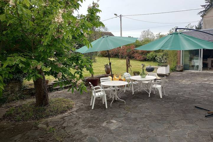 Location de vacances pour 10 personnes, avec balcon et jardin dans Baraize