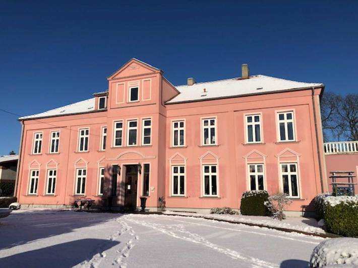 Ferienwohnung für 3 Personen, mit Ausblick und Terrasse sowie Garten, mit Haustier in Hohen Demzin