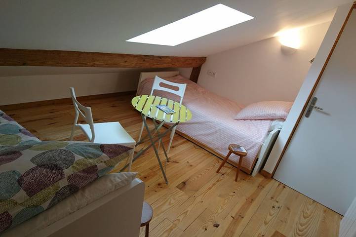Gîte pour 6 personnes, avec terrasse ainsi que jardin et jacuzzi à Langatte - 2