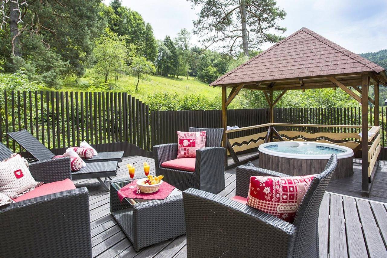 Domaine du Haut Jardin Hôtel & Chalets Spa Privé in Rehaupal, Saint-Dié-des-Vosges