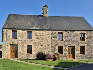 Gîte pour 7 personnes, avec jardin, animaux acceptés à Tirepied