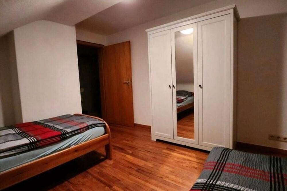 Ganze Wohnung, Ferienwohnung Michelle in Waldrach, Landkreis Trier-Saarburg