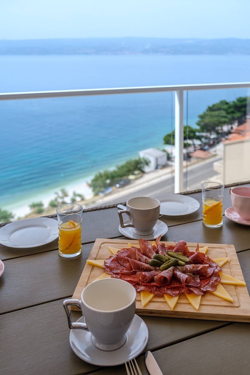 Geheel appartement, Apartments Hope - Three-Bedroom Apartment with Jacuzzi and Terrace with Sea View in Dugi Rat, Split-Dalmatië
