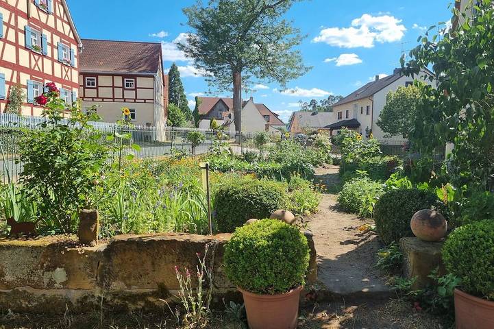 Entire apartment, Small, fine & full of charm - your time out in Effeltrich in Effeltrich, Franconian Switzerland