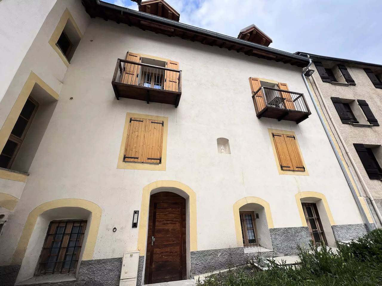 Apartamento entero, Apartamento renovado y espacioso · Centro de pueblo · Wifi incluido in Le Monêtier-les-Bains, Serre Chevalier