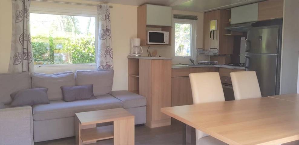 Mobil home pour 6 personnes, avec bassin pour enfant à Baye - 4