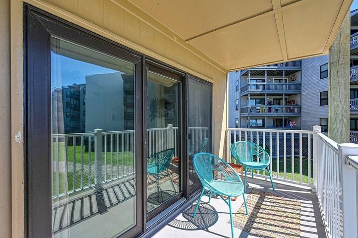 Vacation rental for 7 people, with balcony and yard in North Topsail Beach