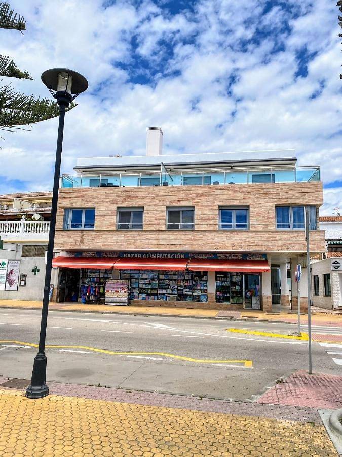 Apartamento para 5 personas, con vistas y balcón en Benajarafe