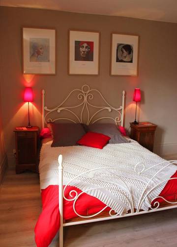 Chambre d’hôte pour 2 personnes, avec terrasse et vue à Antraigues-sur-Volane
