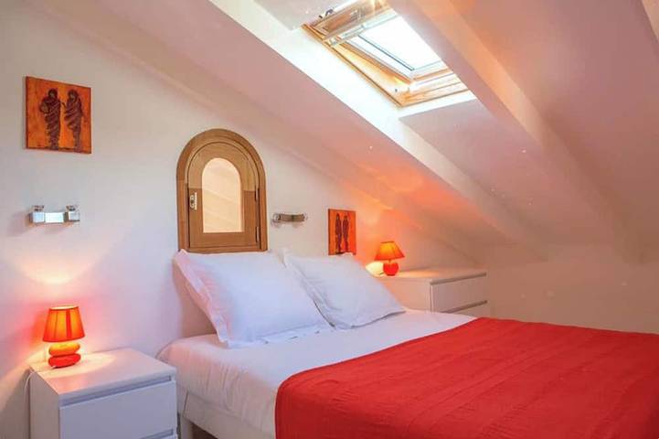 Location de vacances pour 10 personnes, avec balcon et jardin dans Plage d'Abartello - 3