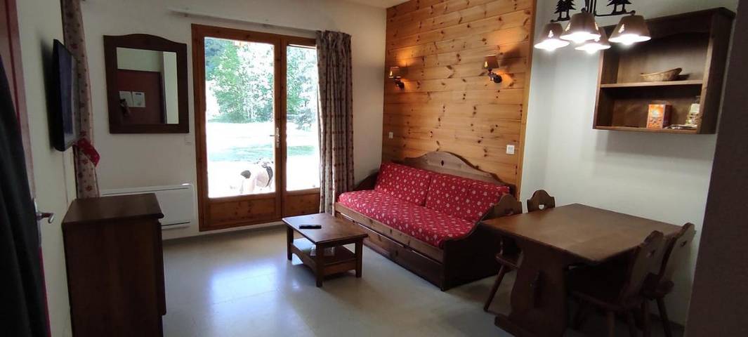 Gîte pour 4 personnes, avec balcon et vue dans Station De Ski Pelvoux Vallouise - 2