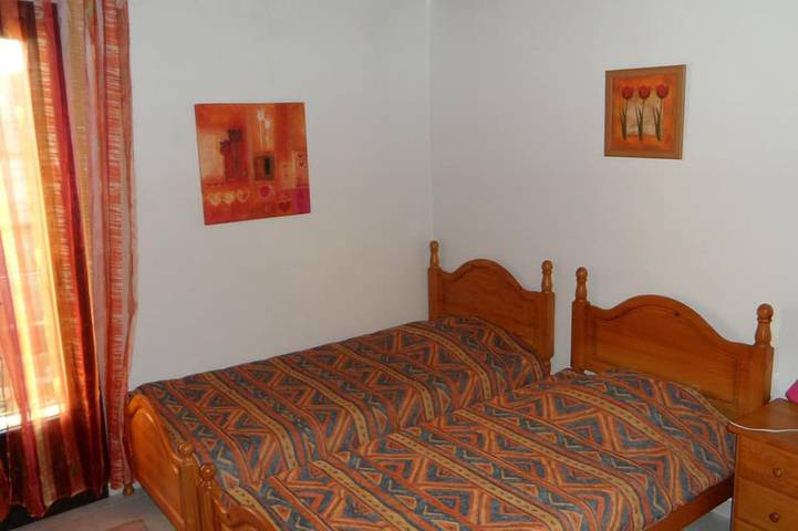 Location de vacances pour 6 personnes, avec balcon à Monacia-d'Aullène - 2