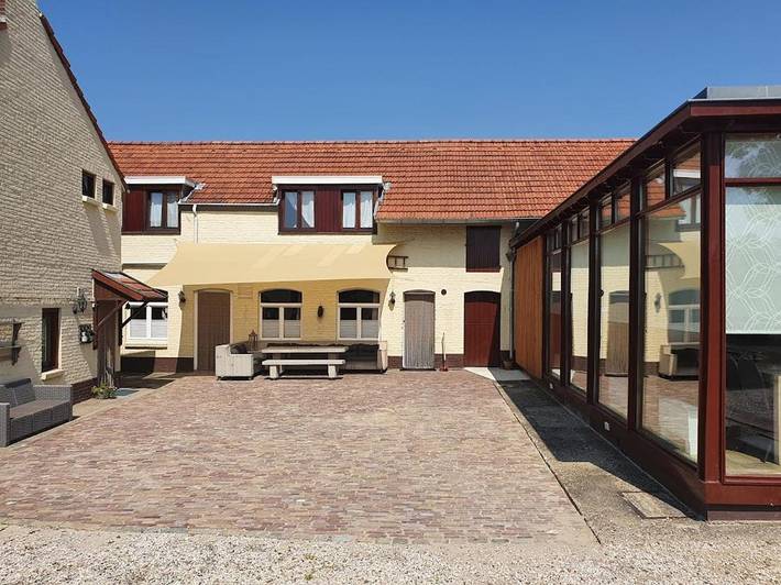 Location de vacances pour 16 personnes, avec Terrasse ainsi que Jardin et Vue dans Noorbeek