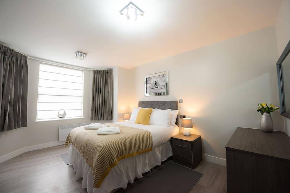 Appartement entier, De Luxe-Appartement-Sdb privée avec baignoire-Vue sur Jardin in Reading, Berkshire