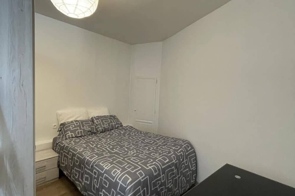Entire apartment, Villejuif Igr in Villejuif, Val-de-Marne