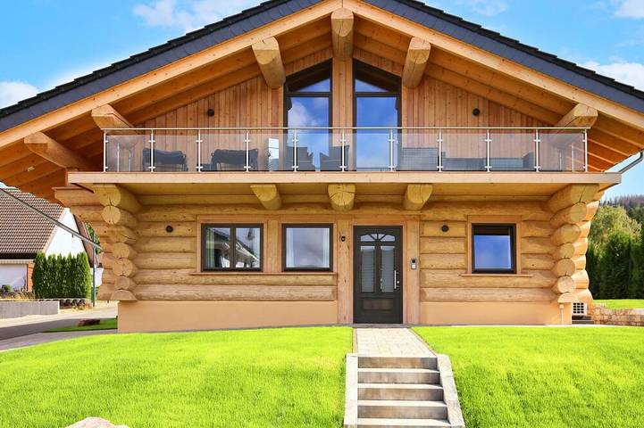 Chalet für 4 Personen, mit Garten und Balkon sowie Whirlpool im Hunsrück