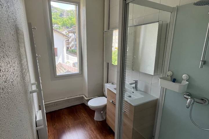 Appartement entier, T3 85m2 dans Villa avec Jardin-300 mètres des Télécabines et 200 mètres centre ville in Ax-les-Thermes, Pyrénées