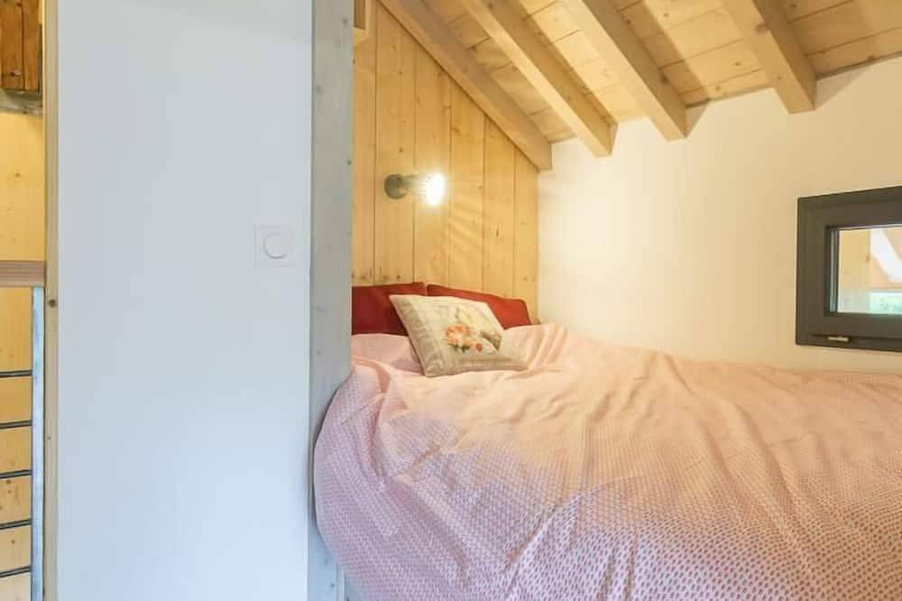 Les Hamacs Du Lac - St-alban-de-montbel in Saint-Alban-de-Montbel, Chambéry region