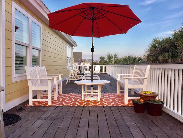 Vacation rental for 10 people, with yard in Pensacola Beach