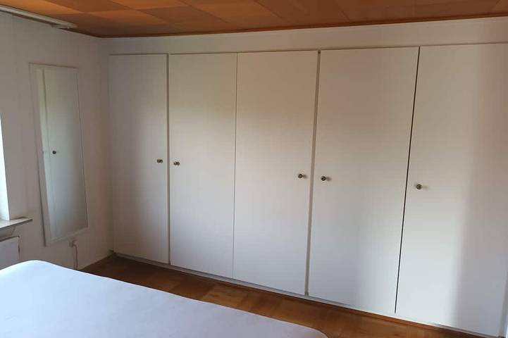 Ganze Wohnung, 3 Zimmer 1.Og 100qm Wintergarten Dachterrasse super Badezimmer in Tangstedt, Kreis Stormarn