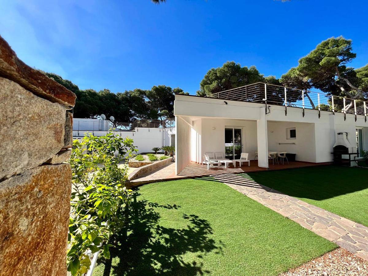 Double Room with Private Bathroom in Porto Pino (Sant'Anna Arresi), Sant'Anna Arresi