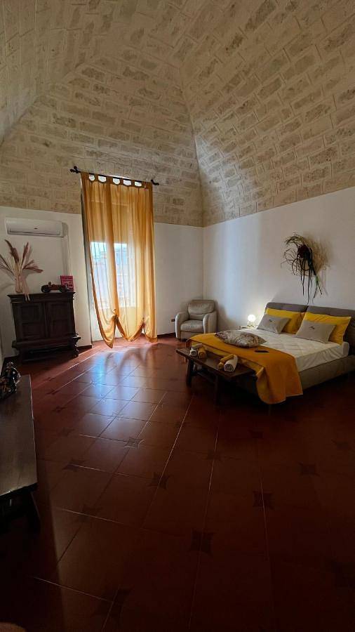 Double Room with Private Bathroom in Carbonara di Bari, Bari
