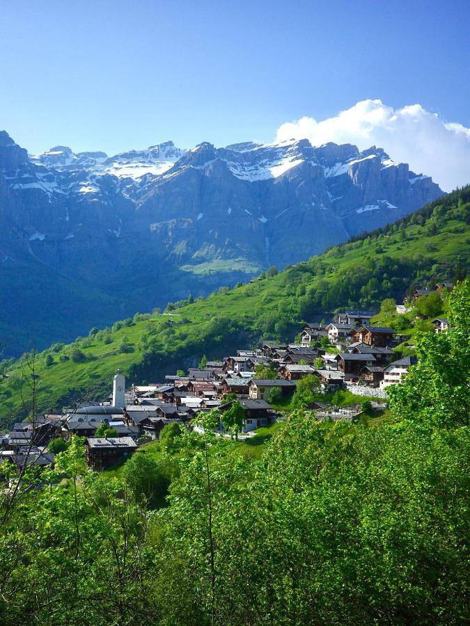 Double Room with Balcony in Albinen, Leukerbad & Umgebung