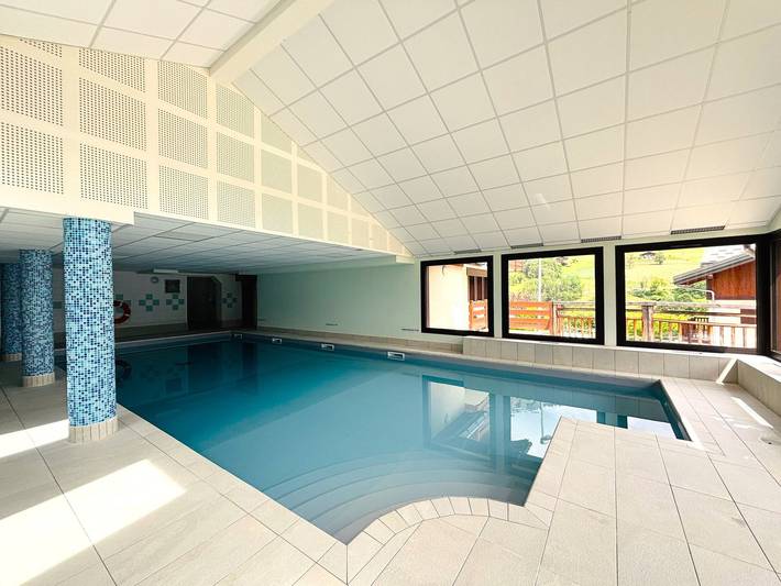 Gîte pour 6 personnes, avec sauna ainsi que piscine et balcon à Flumet - 4