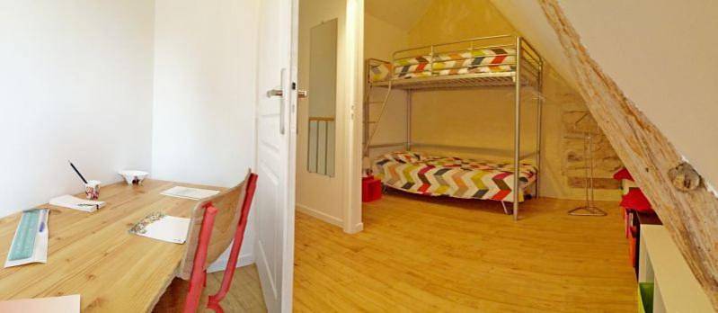 Location de vacances pour 20 personnes, avec terrasse à La Puye - 4