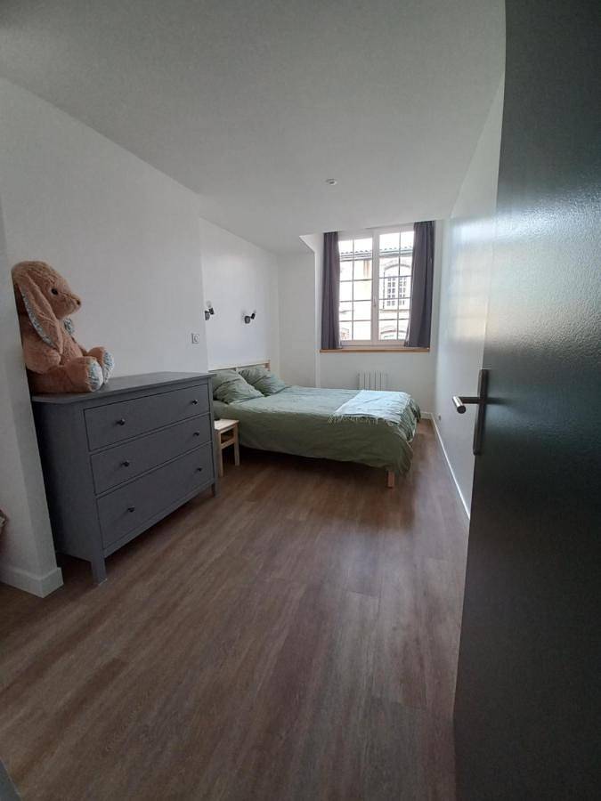 Gîte pour 7 personnes, animaux acceptés dans Eglise Notre Dame De La Prosperite