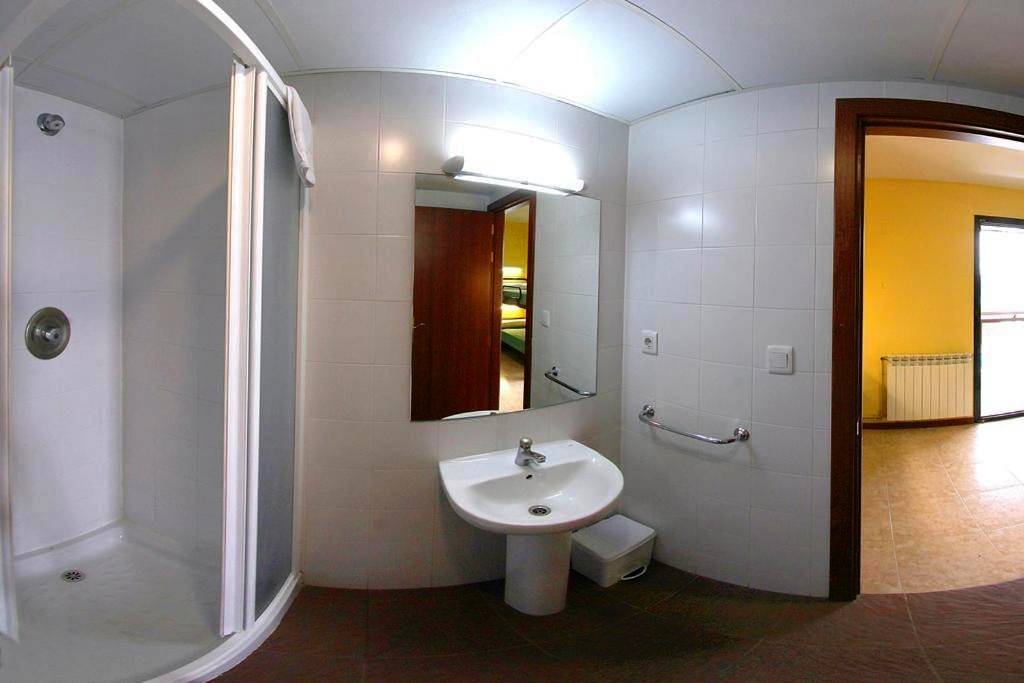 Double Room with Private Bathroom in Naut Aran, Baqueira Beret