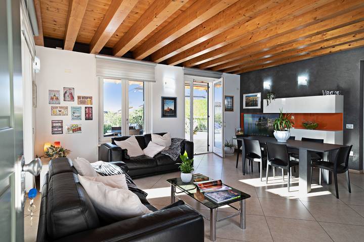 Ferienhaus für 7 Personen, mit Garten und Seeblick in Lazise - 2