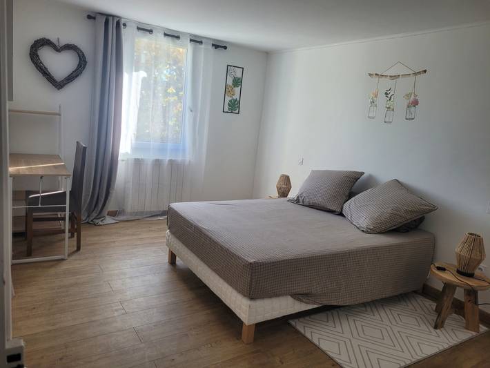 Chambre d’hôte pour 4 personnes, avec jardin et jacuzzi en Provence