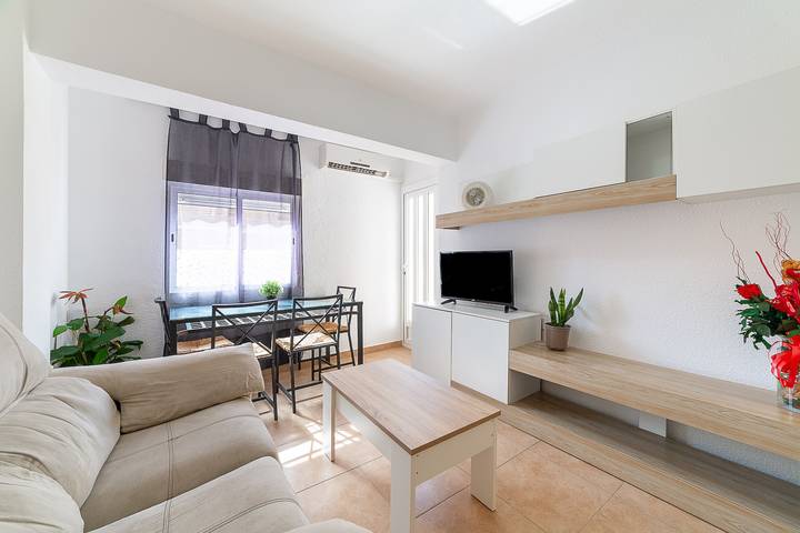 Gîte pour 5 personnes, avec balcon à Almería - 4