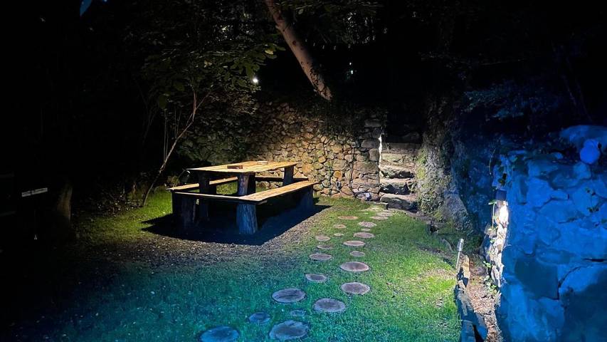 Casa rural para 11 personas, con piscina además de jacuzzi y jardín en Provincia de Huesca - 3