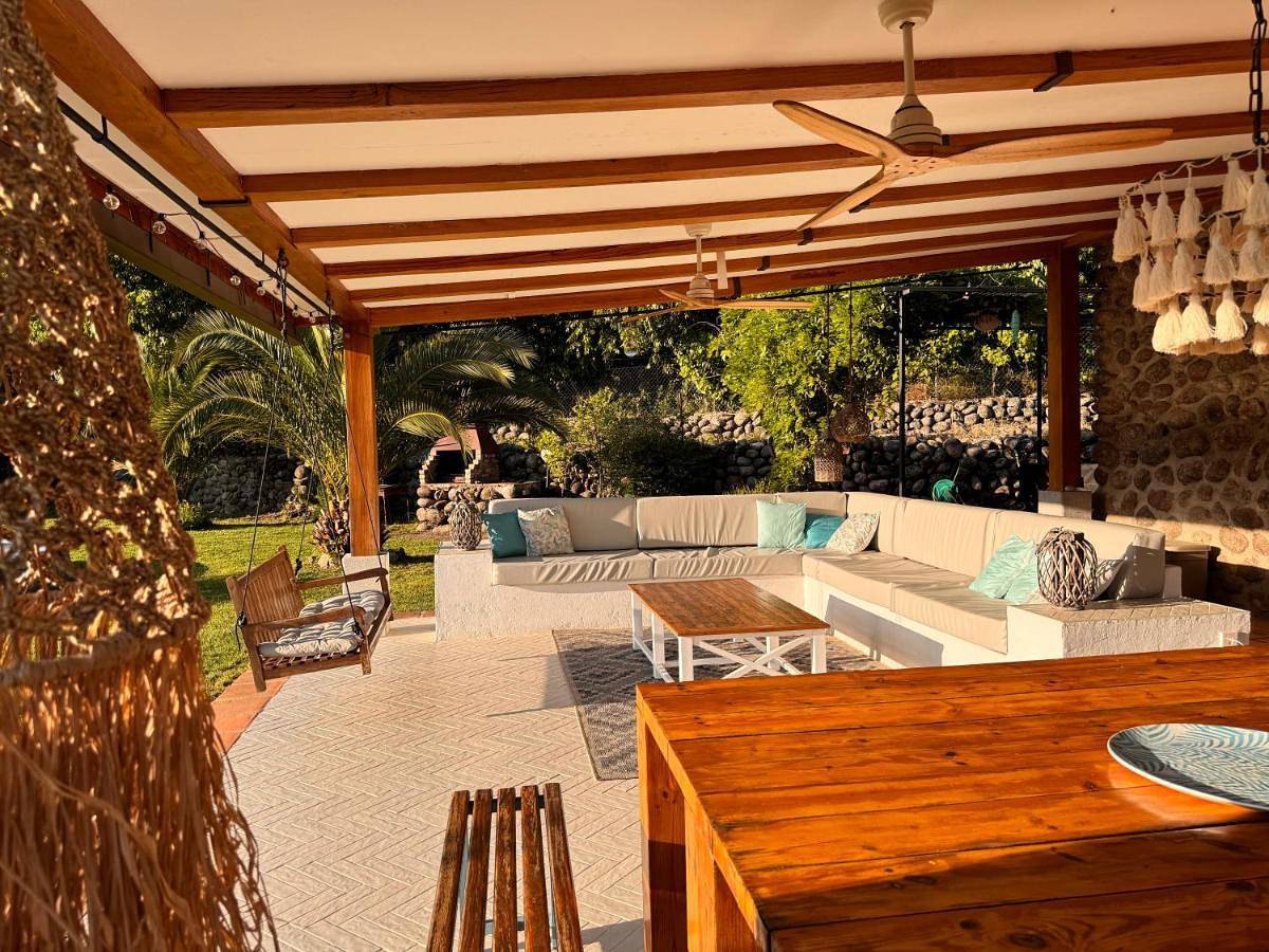 Five-Bedroom House in Candeleda, Valle del Tiétar