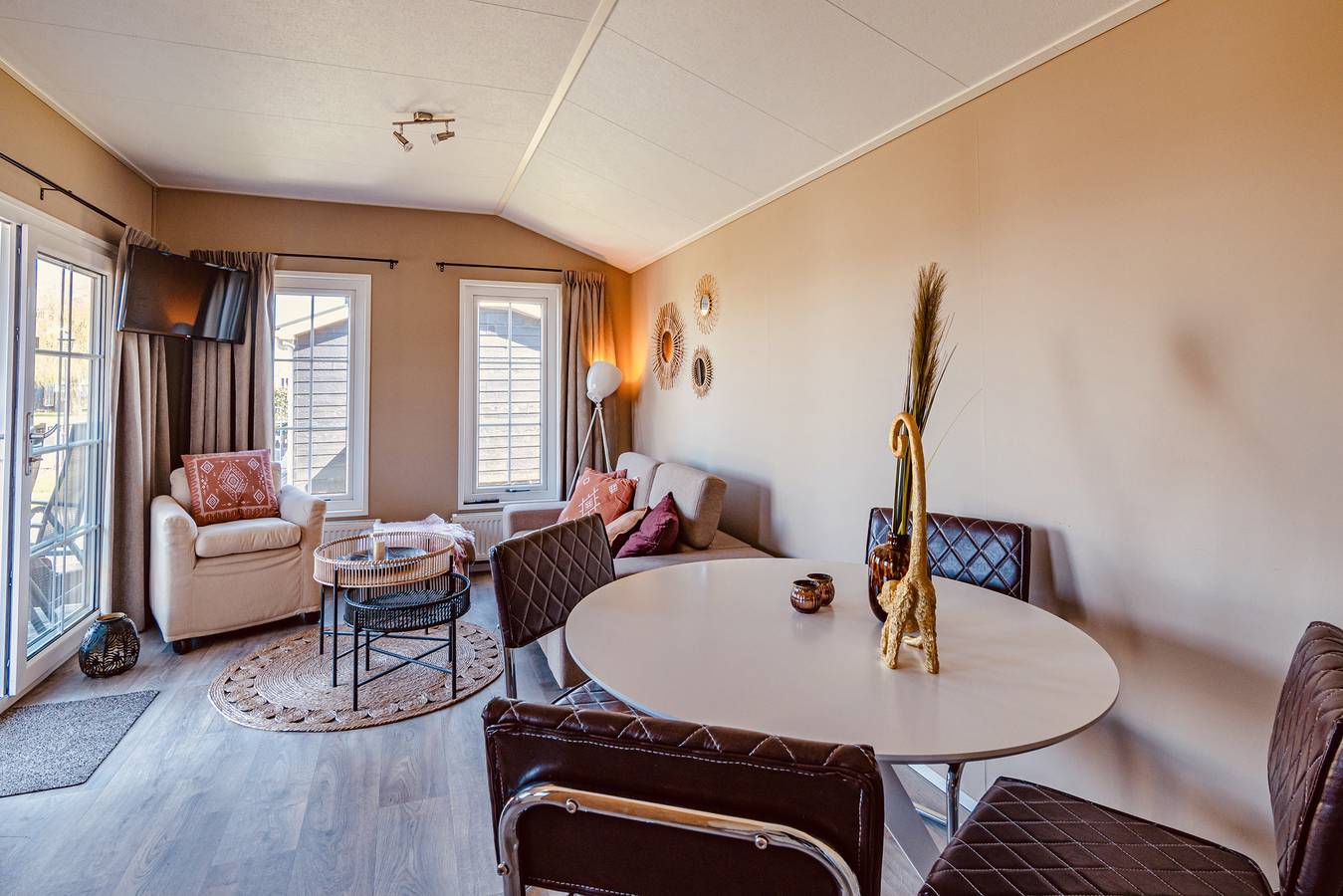 Chaletpark Kroondomein Giethoorn — Chalet "De Beulaker" geeignet für bis zu vier Personen in Giethoorn, Nationalpark Weerribben-Wieden