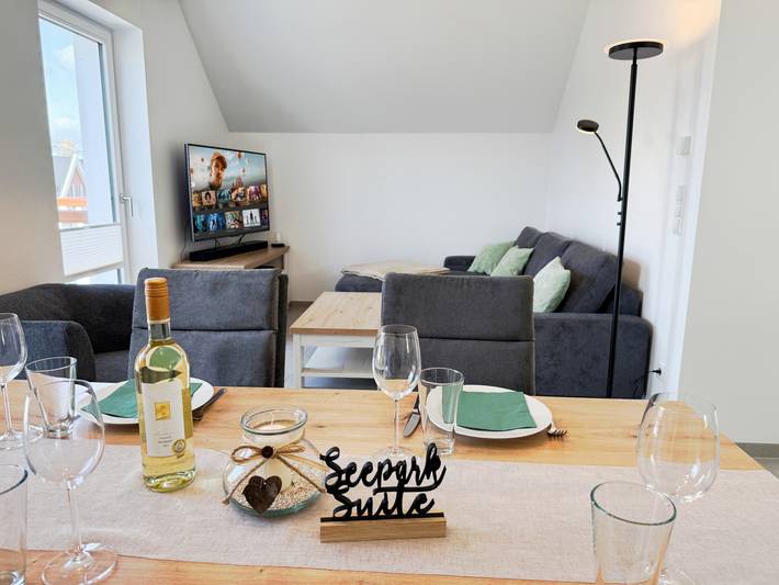 Holiday apartment for 4 people, with garden and lake view as well as terrace and sauna - 1