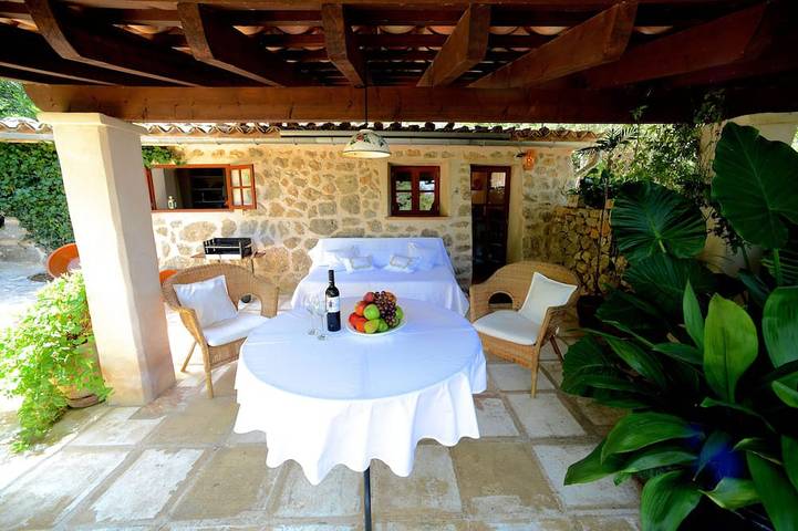 Gîte pour 2 personnes, avec Balcon et Jardin dans Establiments