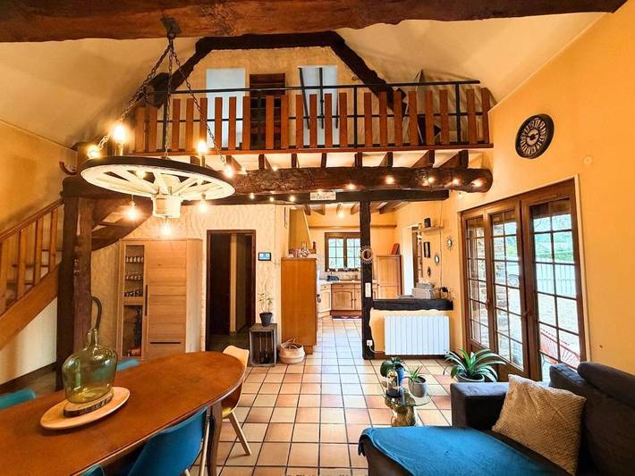 Location de vacances pour 6 personnes, avec jardin à Saint-Aubin-de-Terregatte