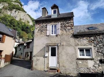Gîte pour 6 personnes, avec vue, adapté aux familles à Cierp-Gaud