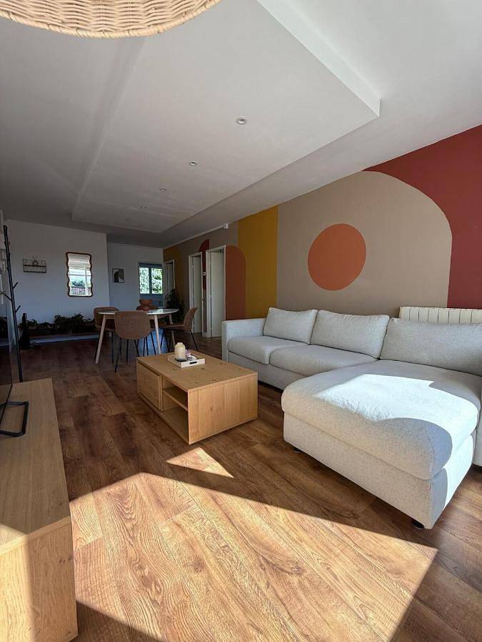 Appartement entier, Apartment in Amilly, Région de Montargis