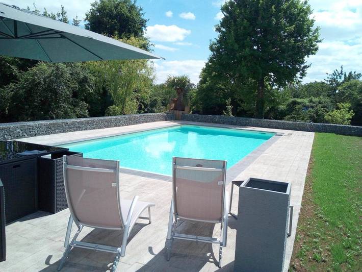 Gîte pour 2 personnes, avec piscine et jardin, animaux acceptés dans Aigondigné - 2