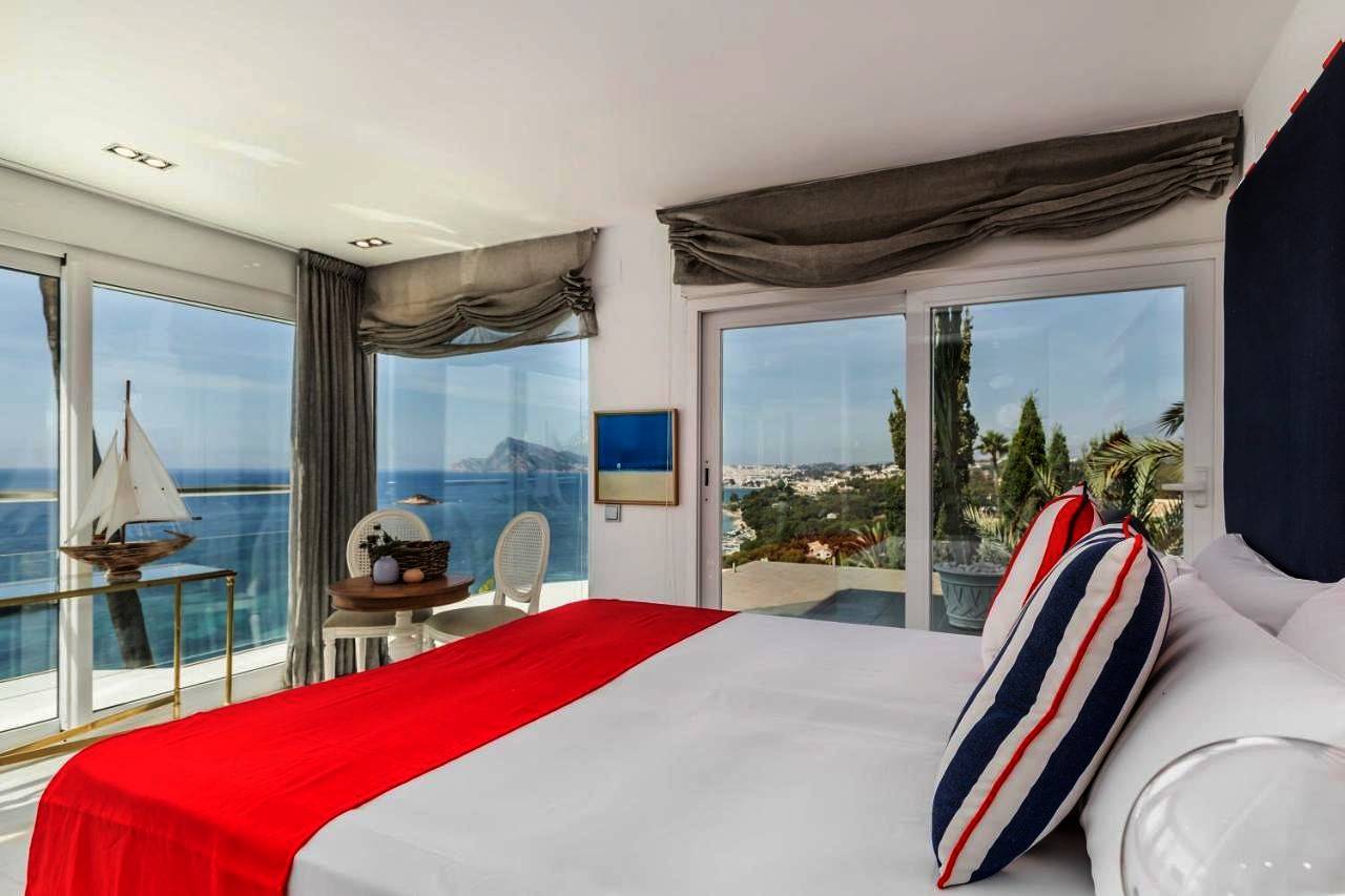 Alojamiento y desayuno para 2 personas con vistas in Platja de la Solsida (Altea), Altea