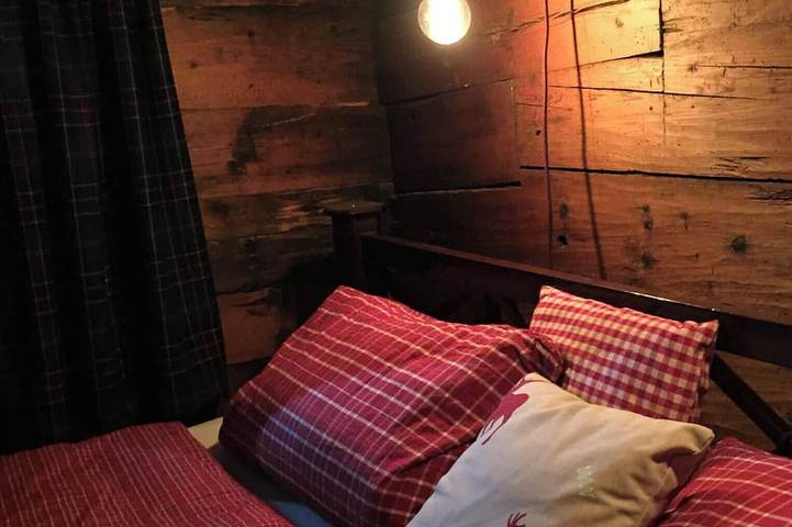 Ganze Wohnung, Ferienhaus Permez, (Vnà) in Vnà, Valsot