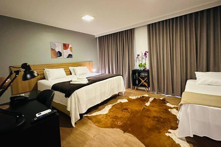 Ferienwohnung für 5 Personen, mit Ausblick und Balkon sowie Pool - 1