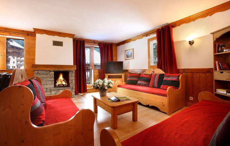 Appartement de vacances pour 12 personnes, avec Balcon et Terrasse ainsi que Piscine et Sauna à Oz