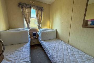 Static Caravan for 8 People in Skegness, Lincolnshire, Photo 3