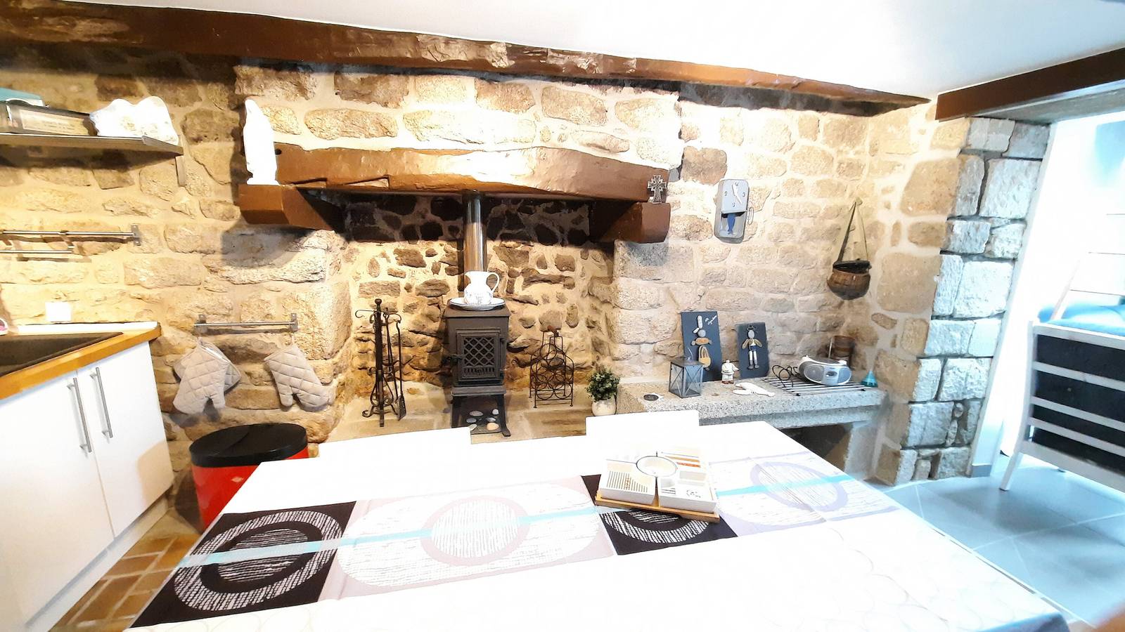 Ferienhaus 'Penty Campagne 5min Spot Surf – 2 P' mit privater Terrasse und privatem Garten in Plomeur, Côte de Cornouaille